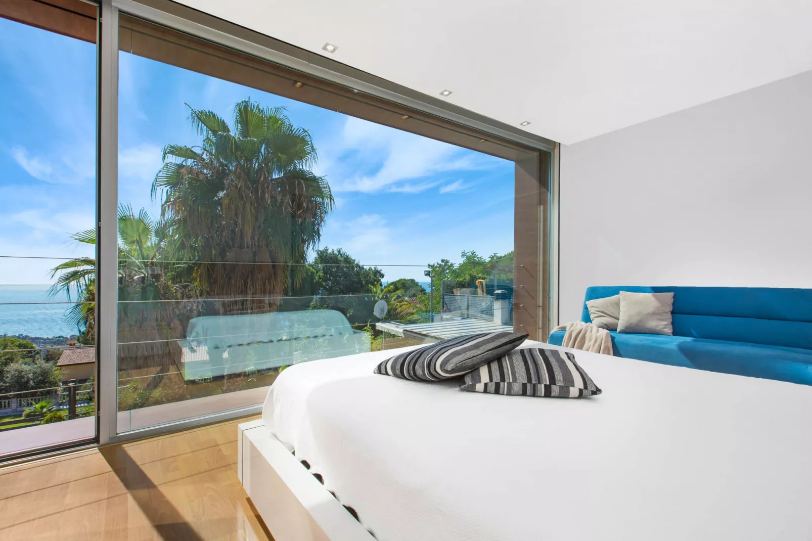Cristina-Bedroom
