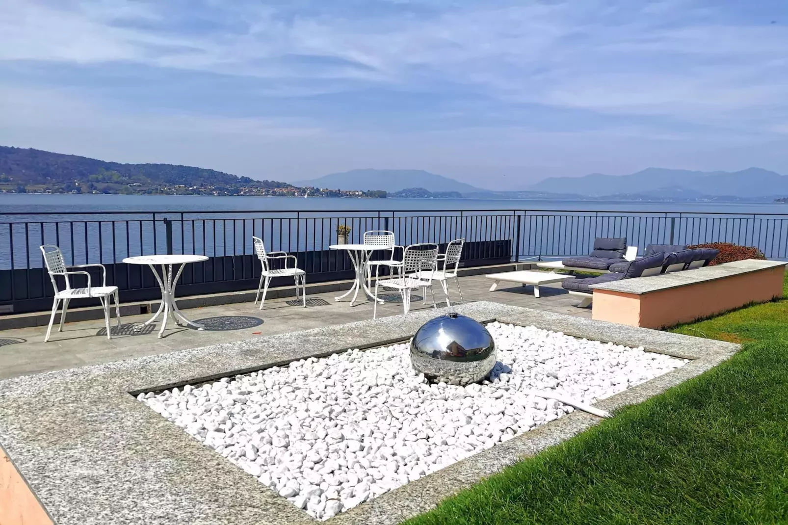 Residence Antico Verbano Meina-Trilo 6-Aussicht Sommer