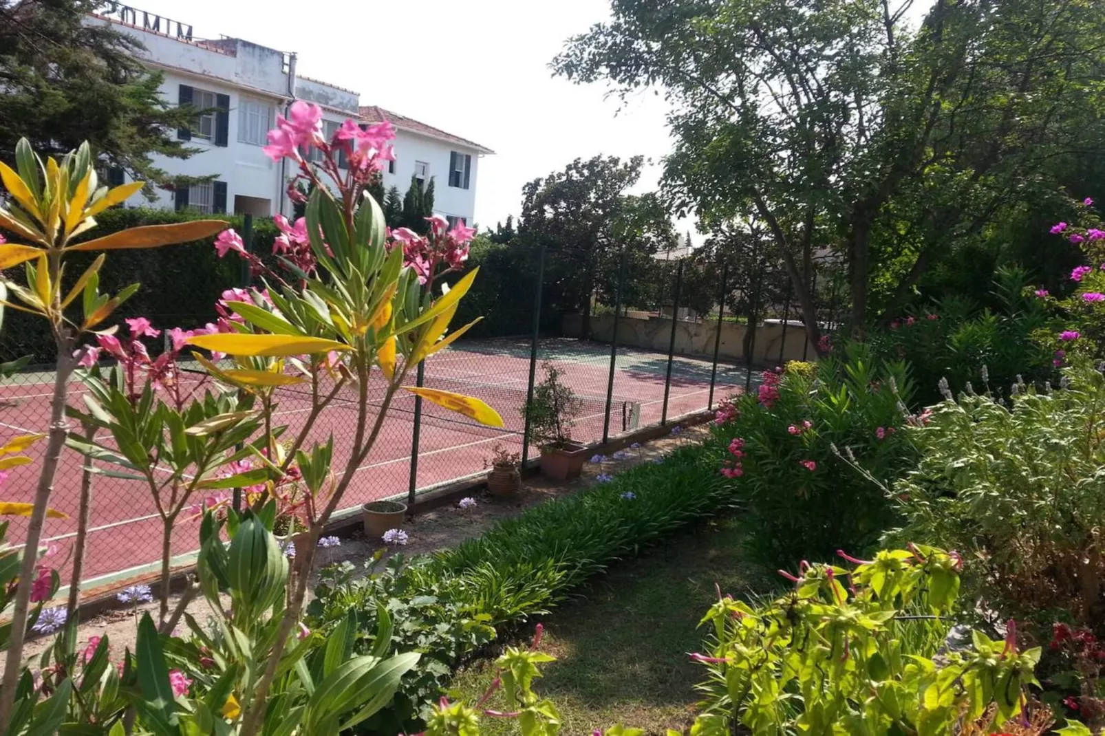 Juan-les-Pins Vue Mer Plage Piscine et Tennis - 10457622