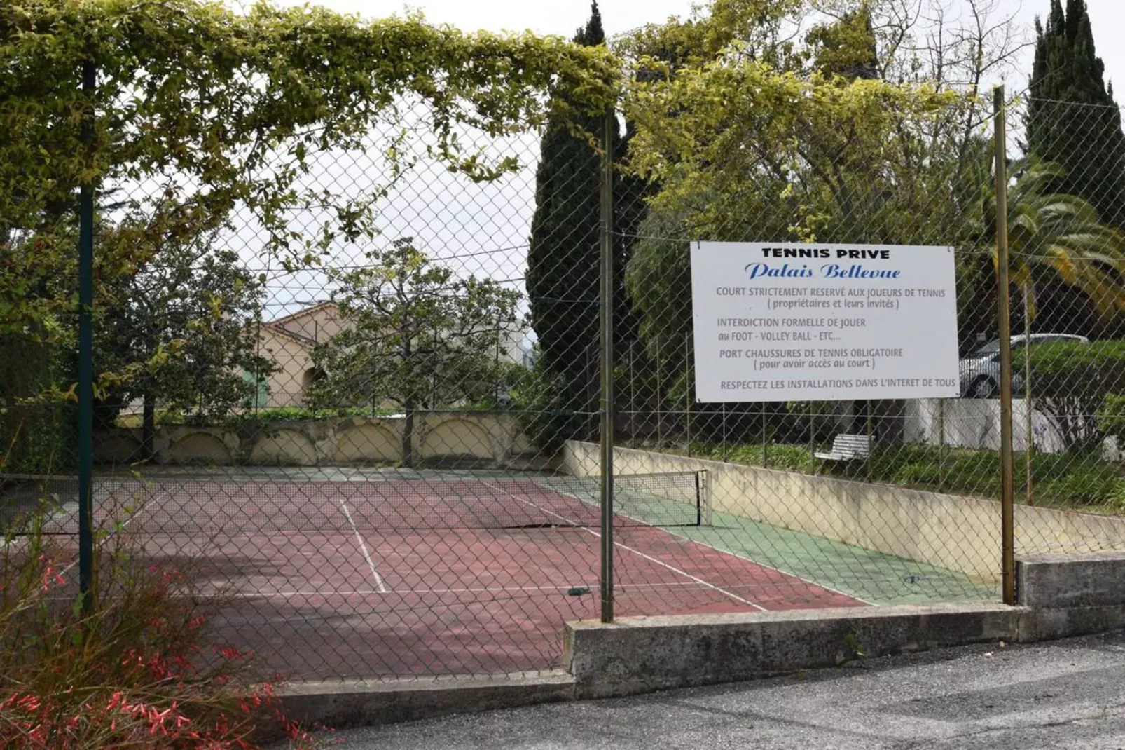Juan-les-Pins Vue Mer Plage Piscine et Tennis - 10457634