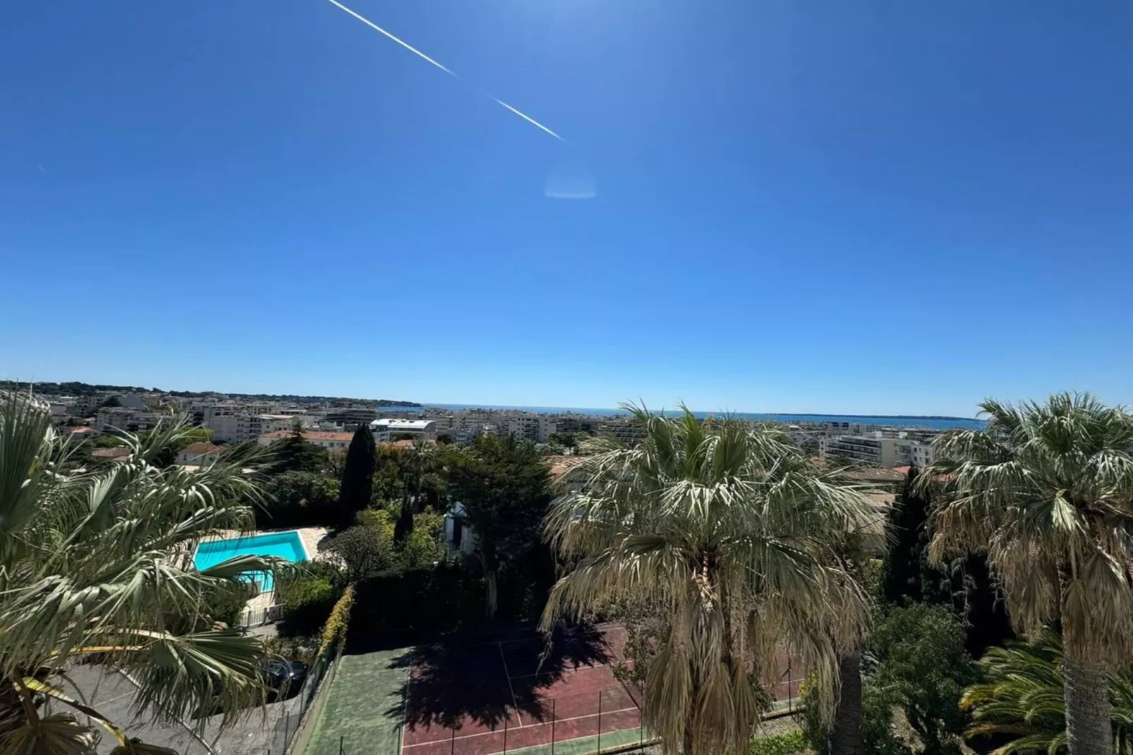 Juan-les-Pins Vue Mer Plage Piscine et Tennis - 10457635