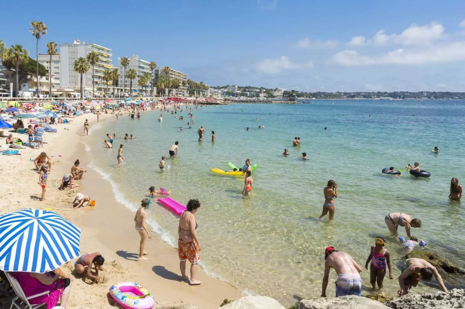 Juan-les-Pins Vue Mer Plage Piscine et Tennis - 10457644