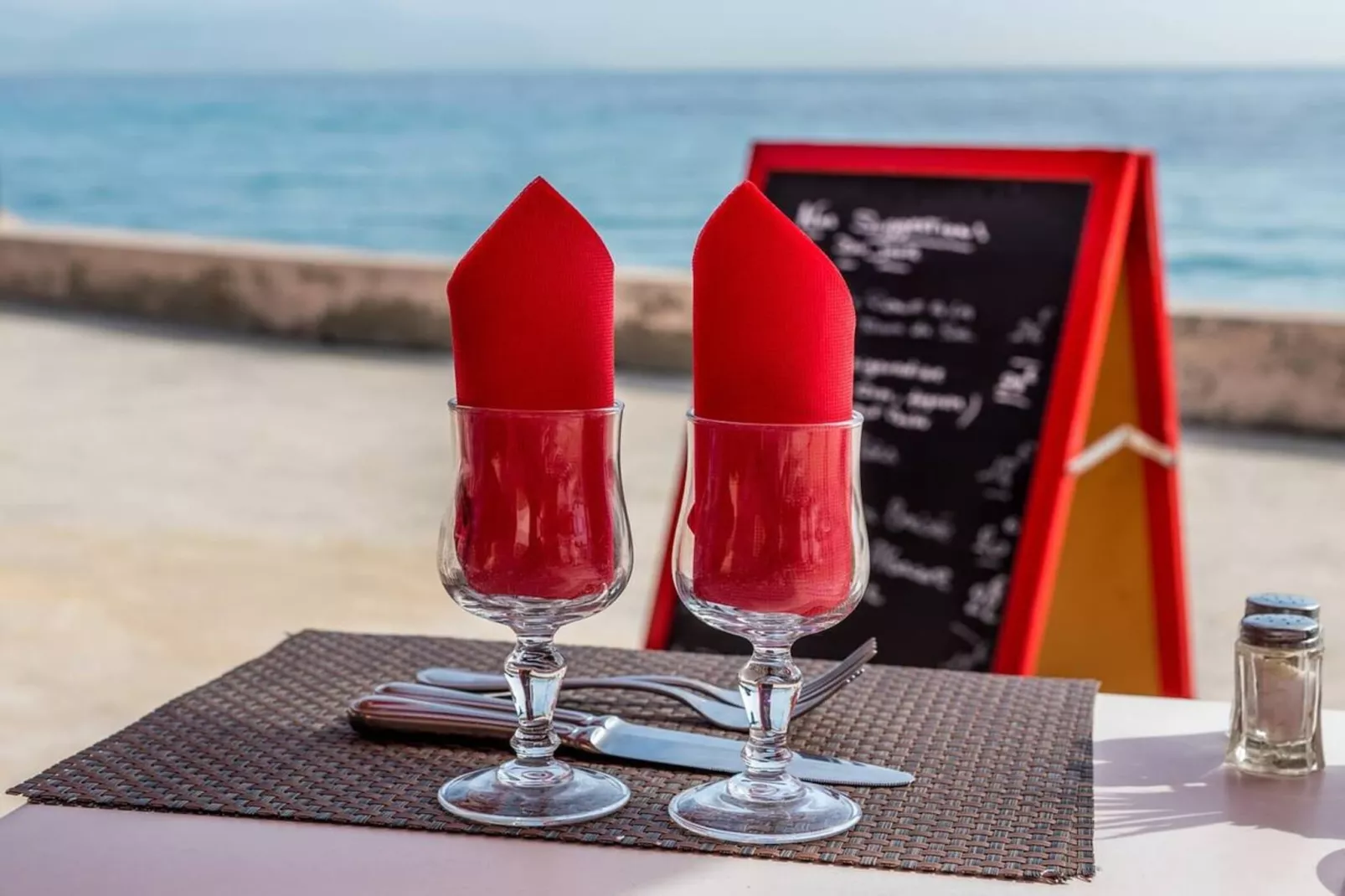 Juan-les-Pins Vue Mer Plage Piscine et Tennis - 10457646