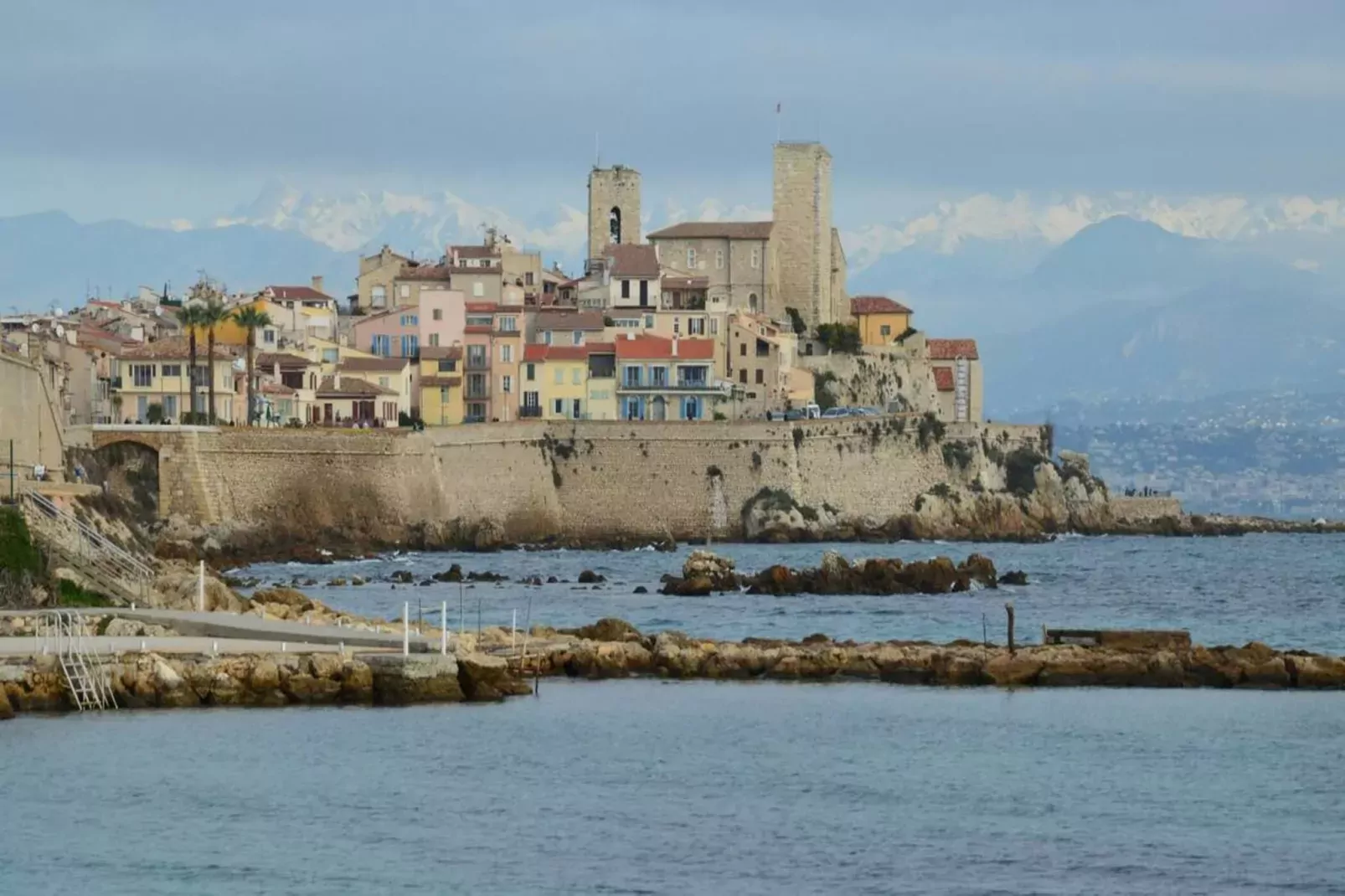 Appartement au Cœur du Centre-Ville d'Antibes-Areas summer 5km
