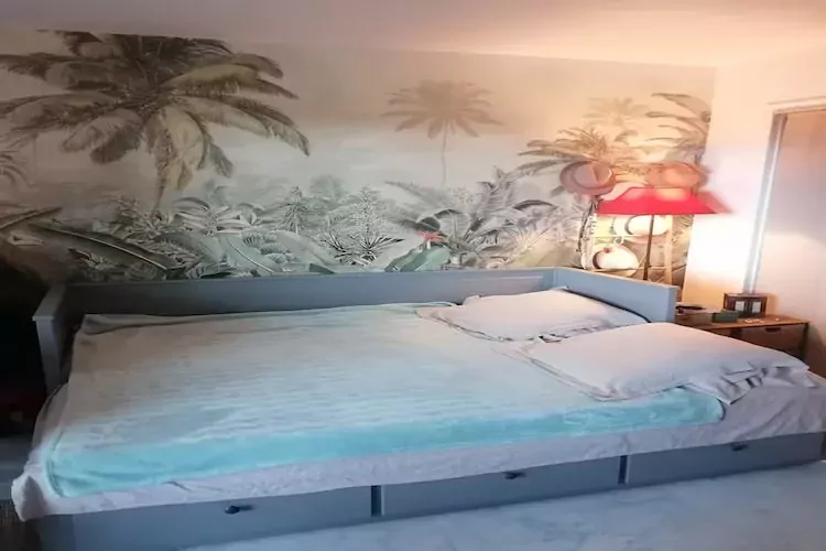 Grand Studio refait à neuf-Bedroom