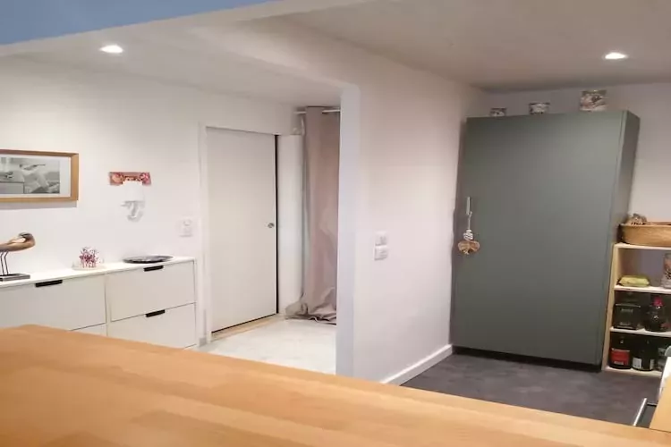 Grand Studio refait à neuf-Kitchen