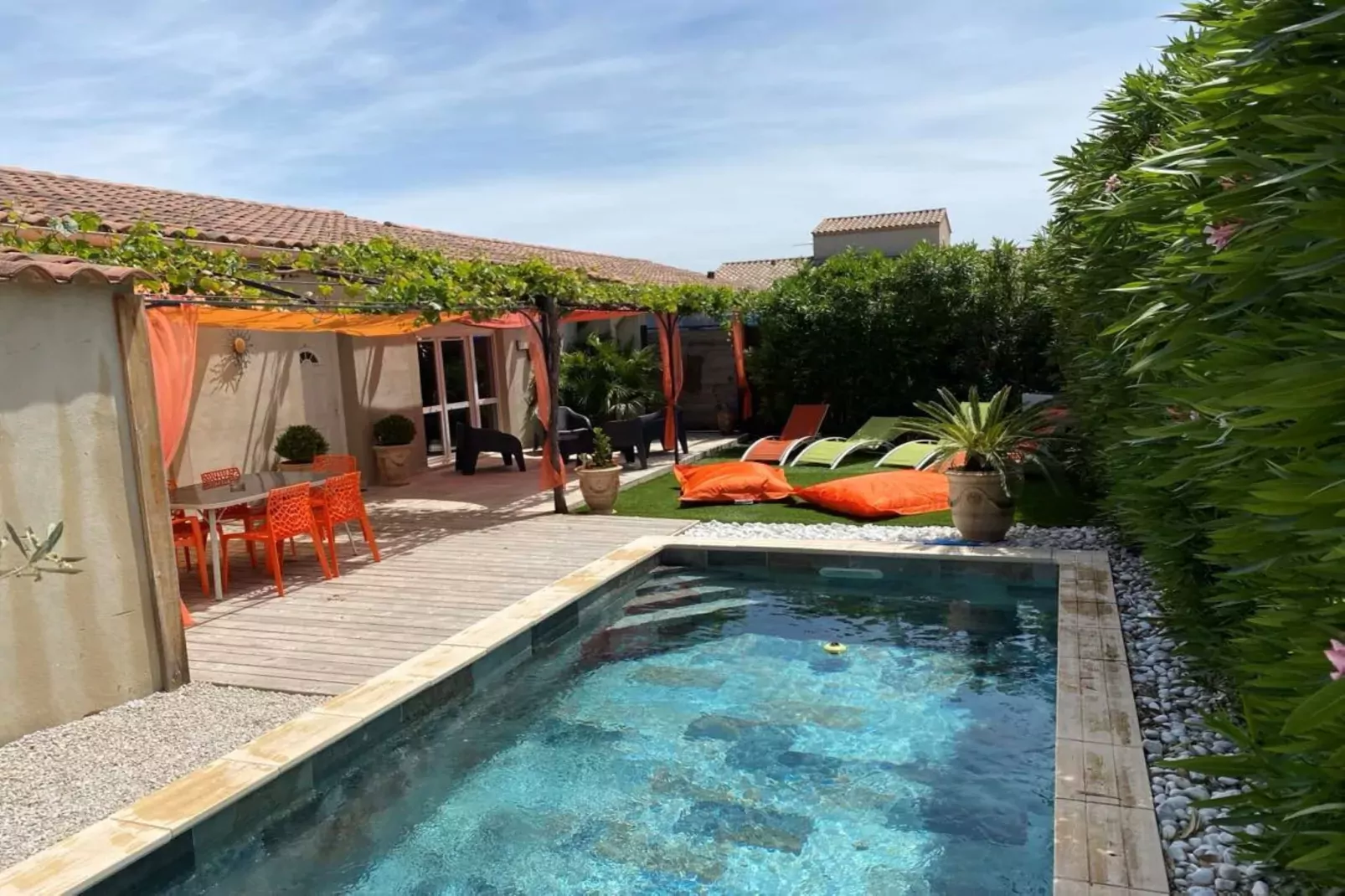 poolofhouse