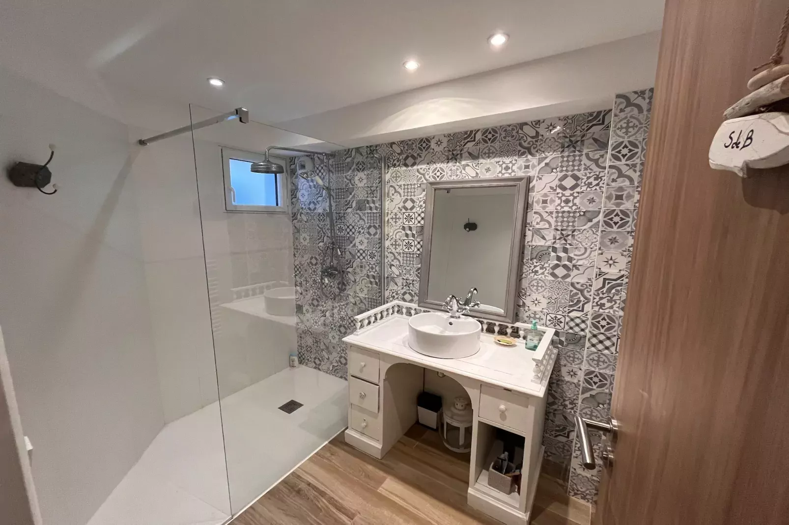 Jolie maison de vacances Lacanau-Badezimmer