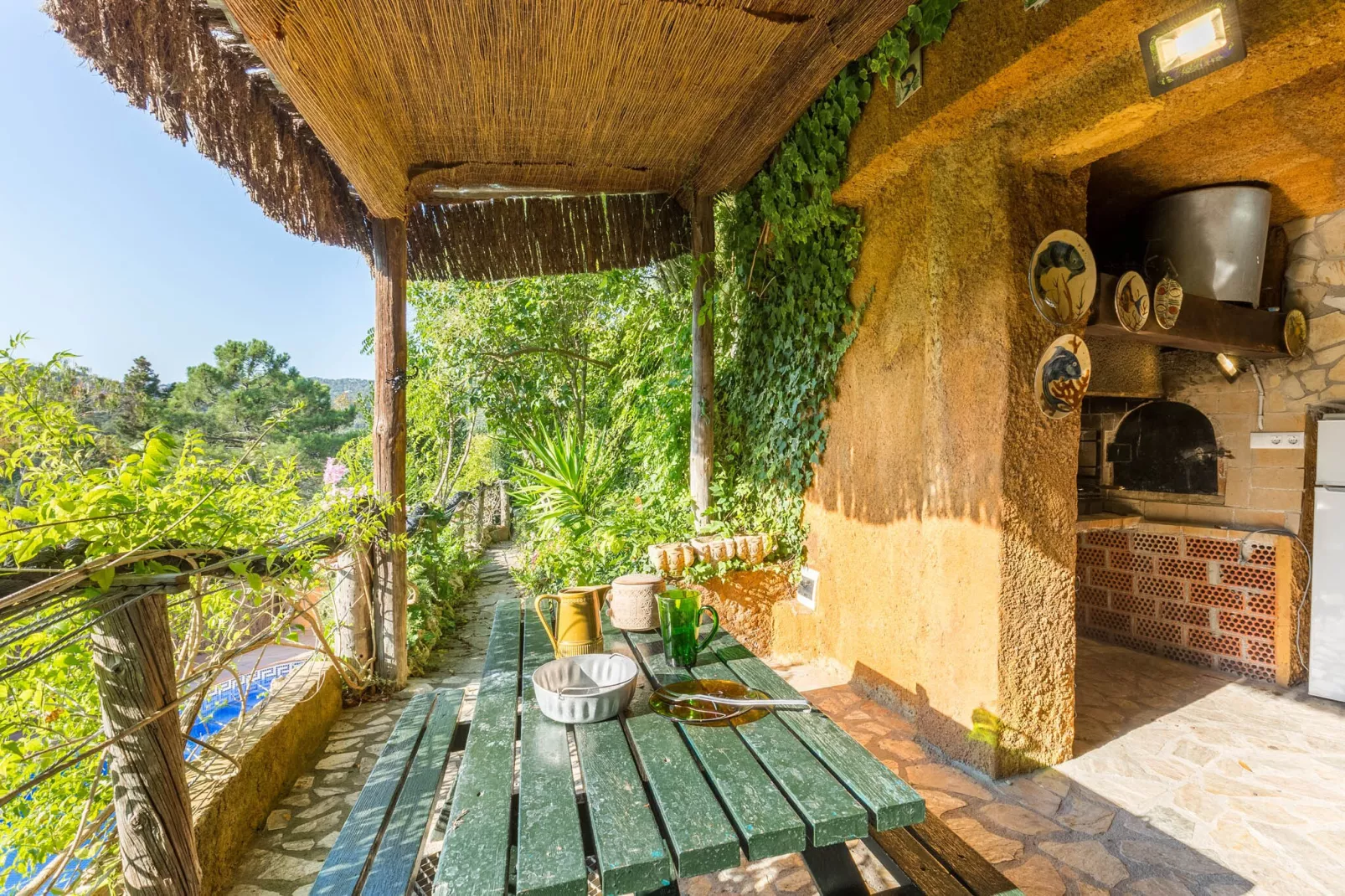 Dama-Terrace