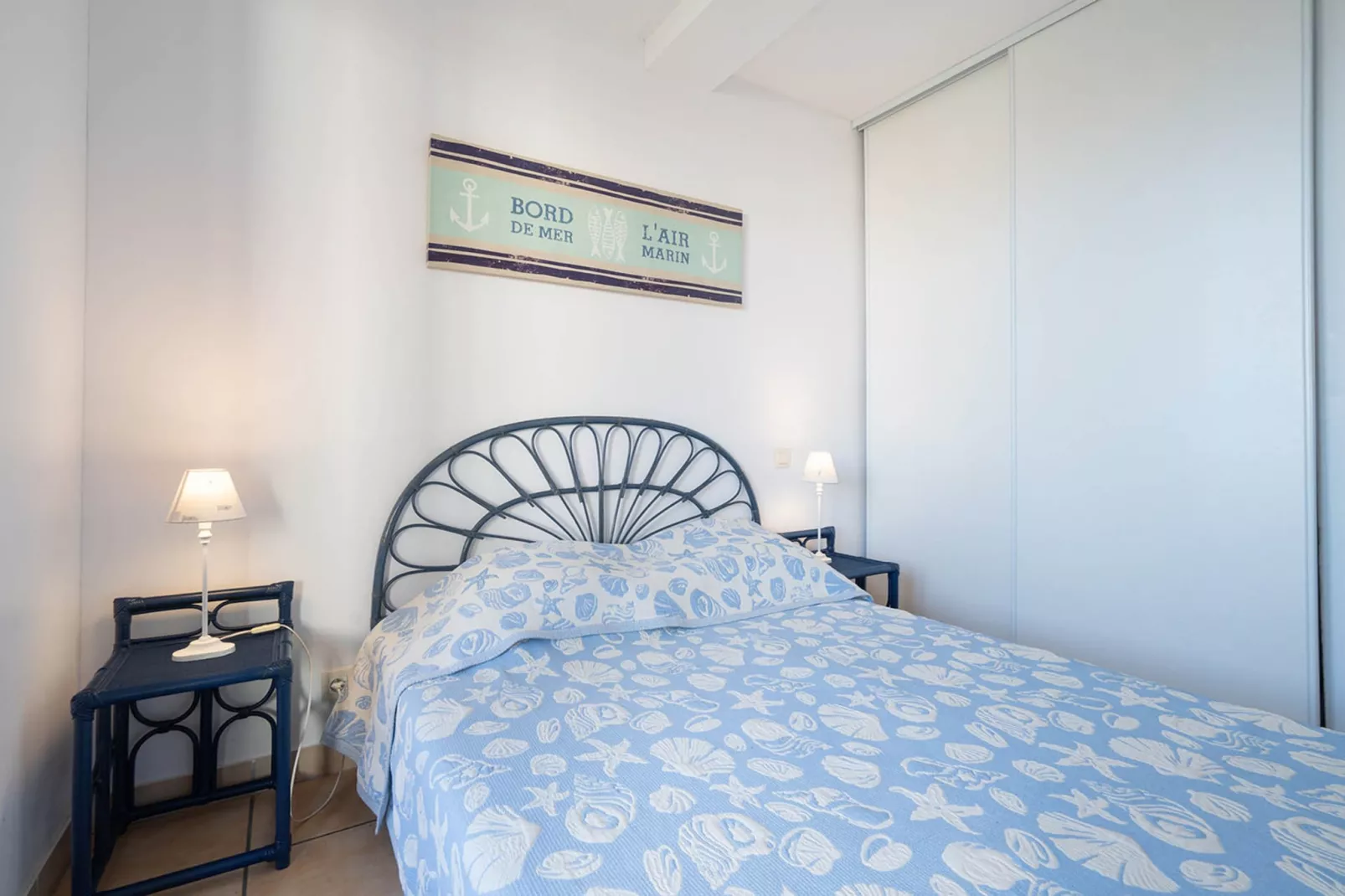 Le Lamparo N°201 - 2P4-Bedroom