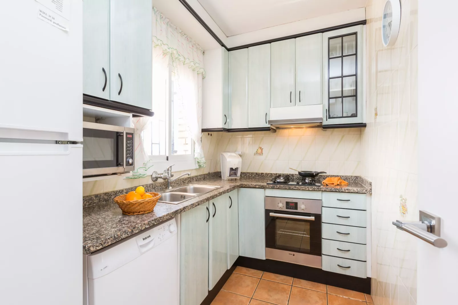 Fina-Kitchen