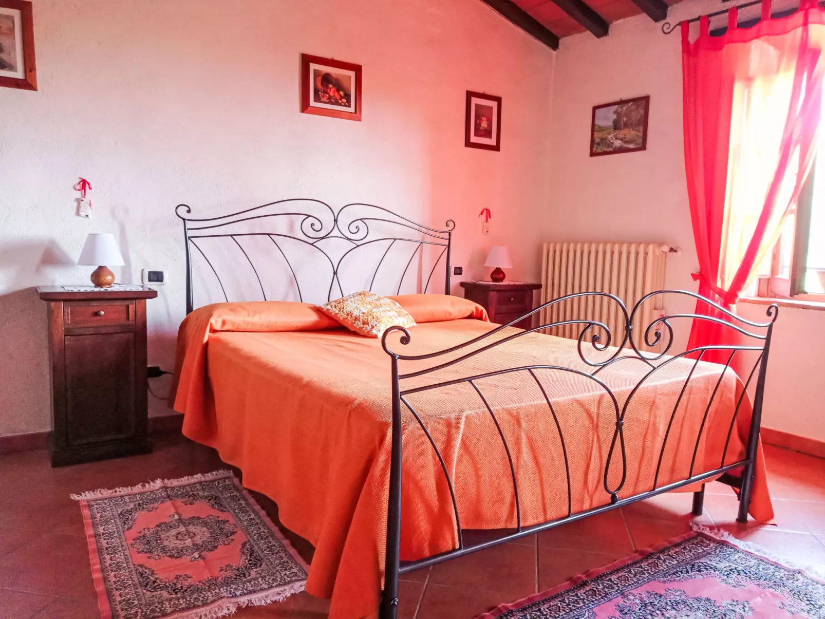 La Coccinella-Inside