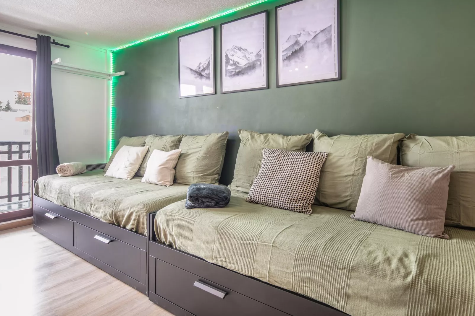 Le Vernon N°721 - ST4-Living room