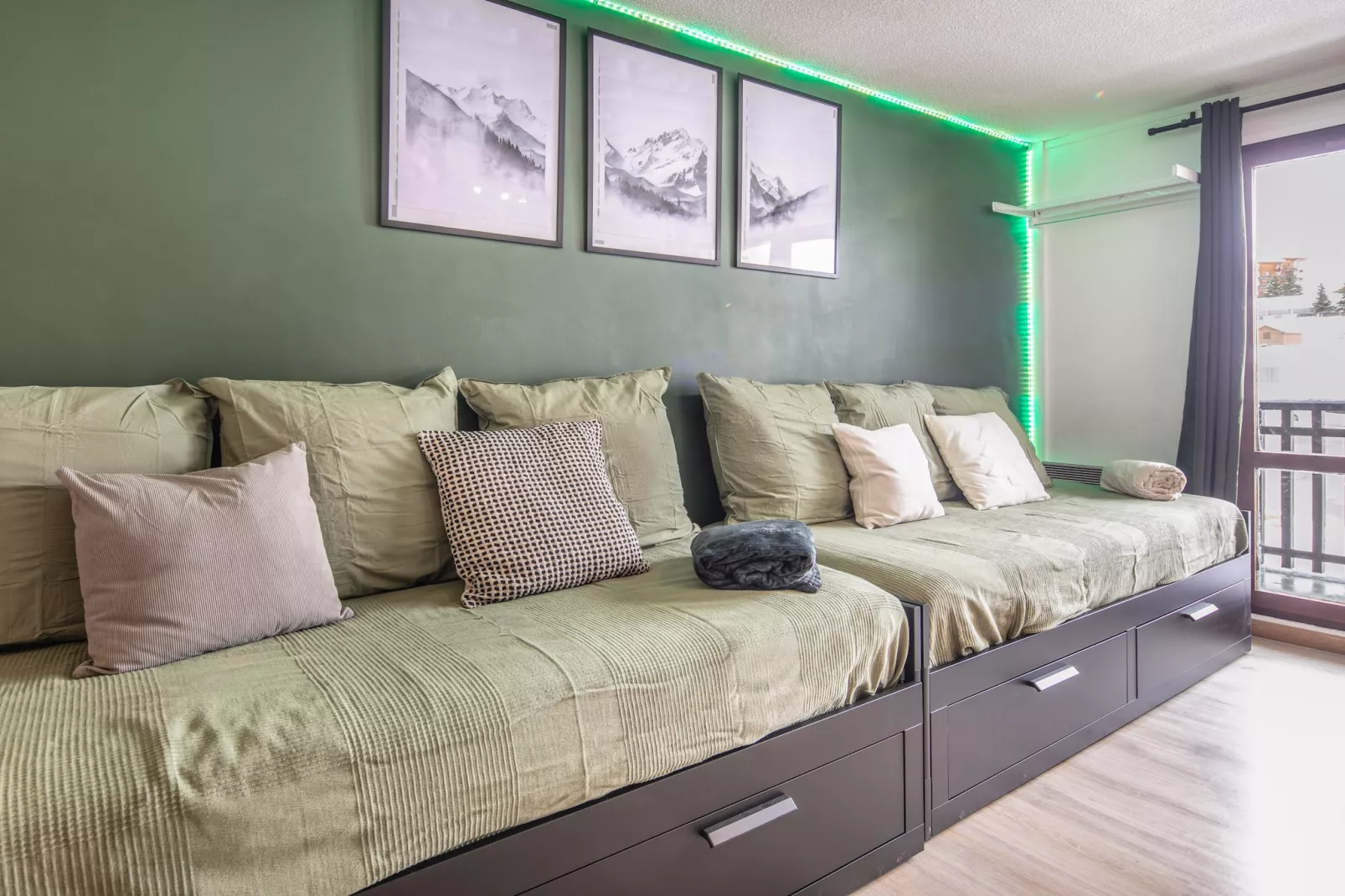 Le Vernon N°721 - ST4-Living room