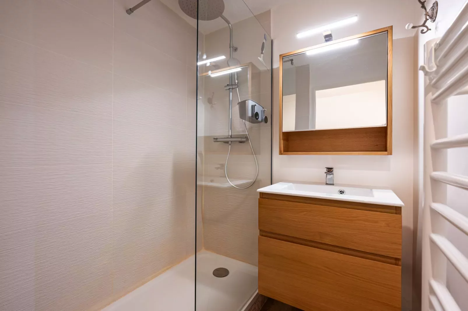 Le Doina 2 N°08 - ST5M-Bathroom