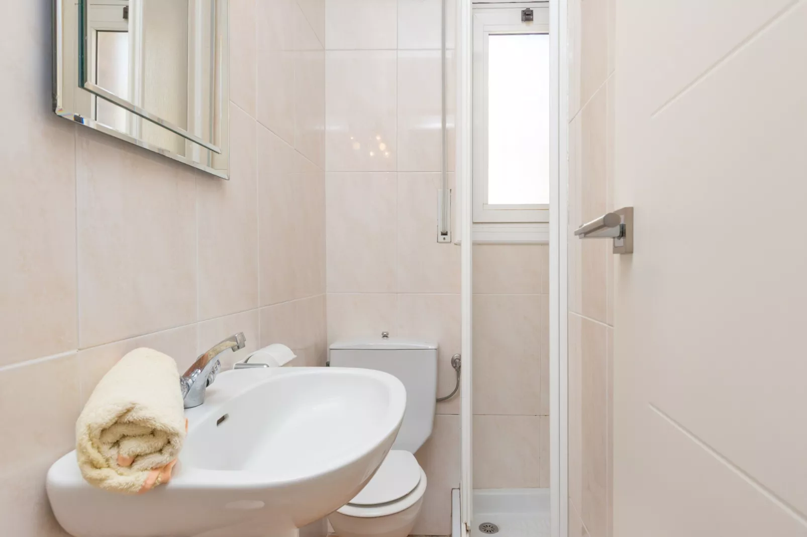 Fina-Bathroom