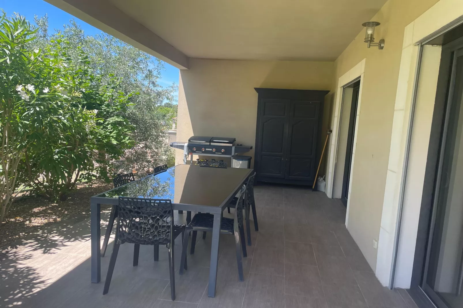Villa Ninon-Exterior summer