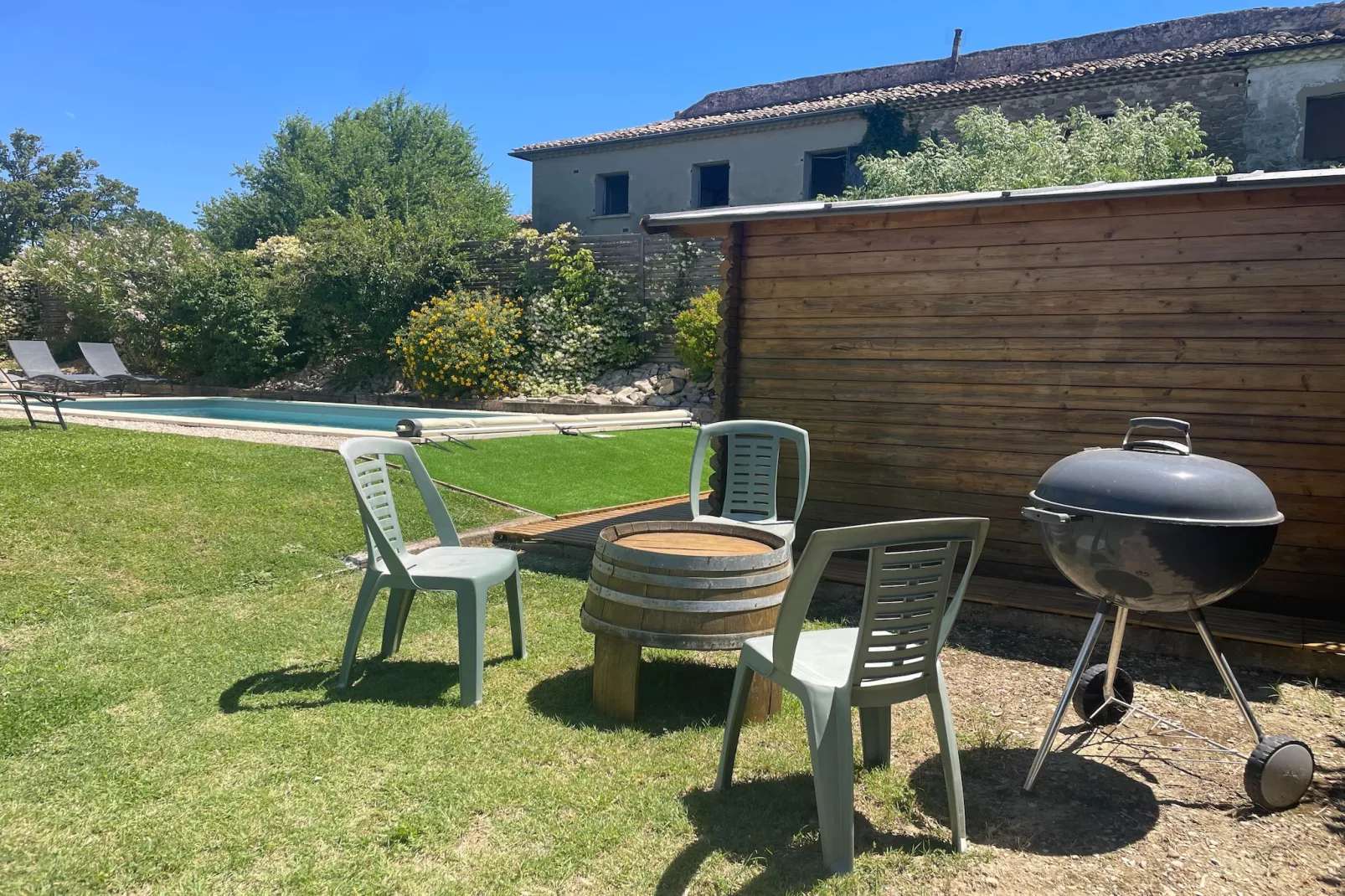 Villa Ninon-Exterior summer