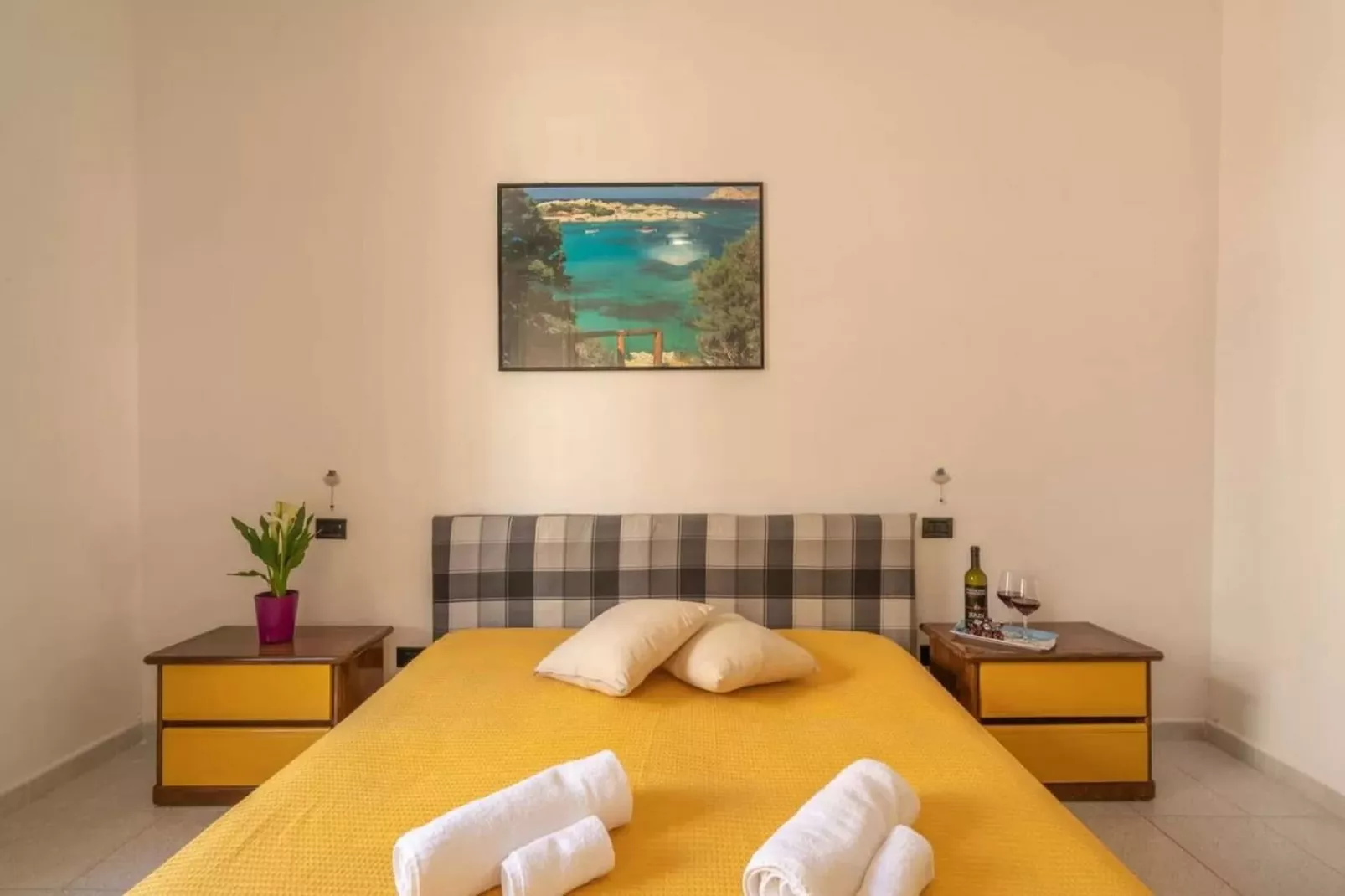 CASA MERISI-Bedroom