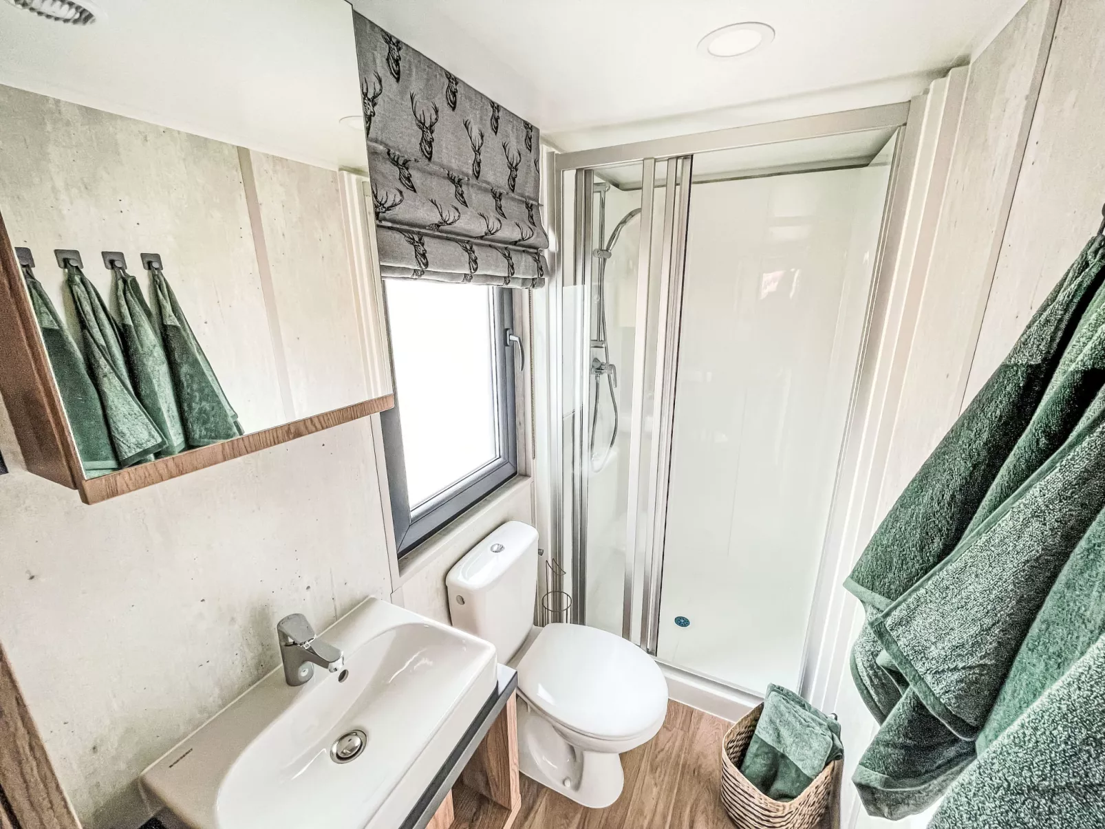 Tiny House Glockenalm-Chalet Jasmin-Drinnen