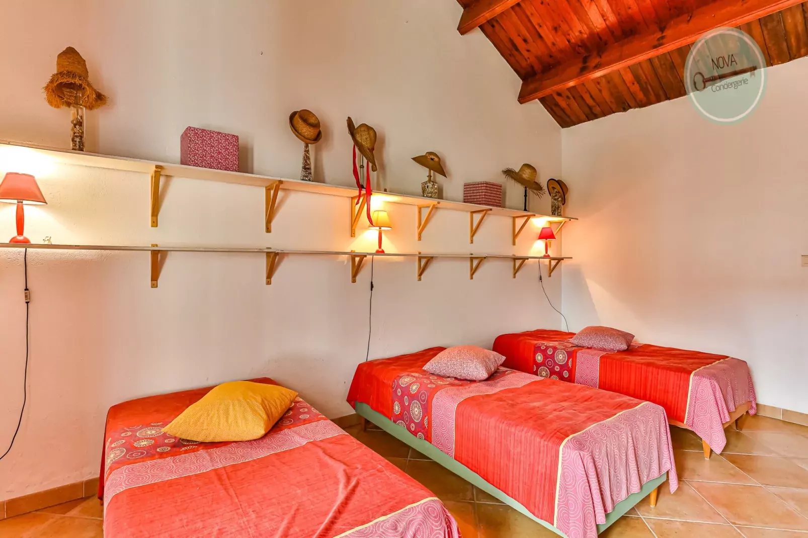 Charmante maison vendéenne-Bedroom