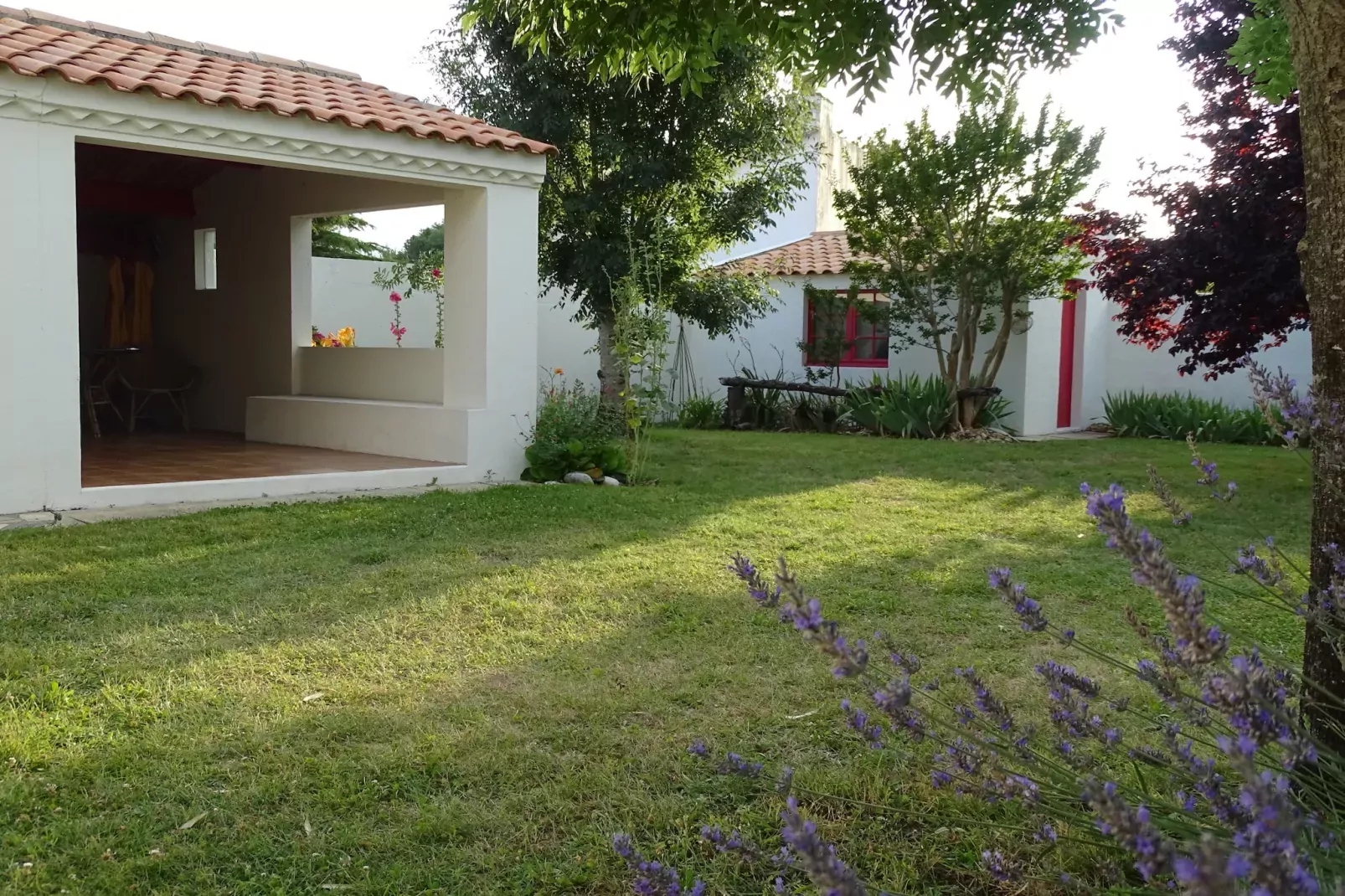 Charmante maison vendéenne-Gardens summer