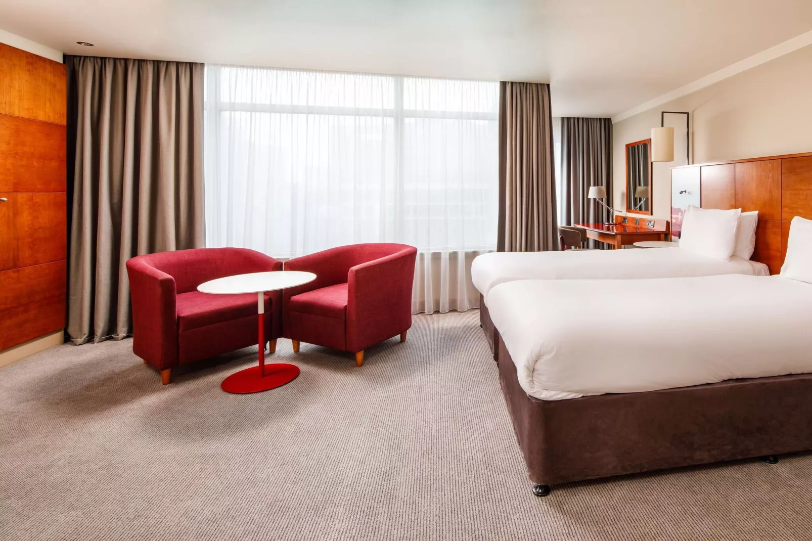 Classic Double ex Mercure Cardiff-Bedroom