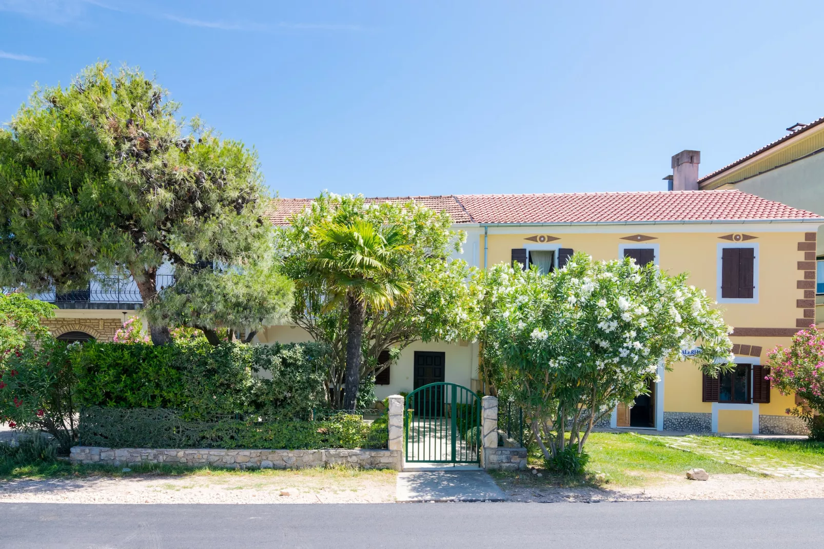 House Oleandar-View summer