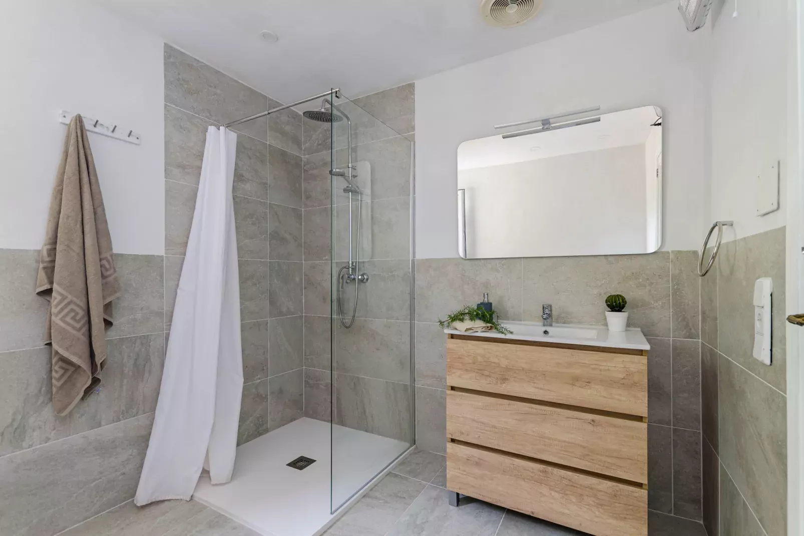 YourHouse Can Marquesi-Bathroom