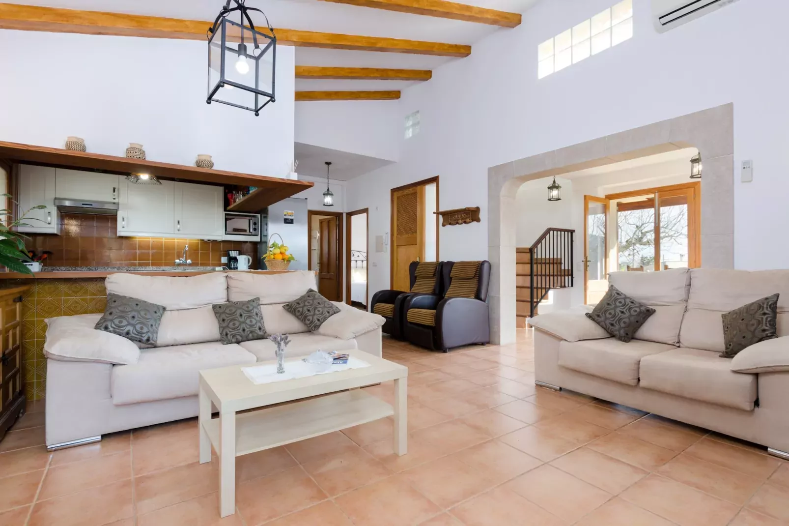 YourHouse Son Sant Joan-Salon