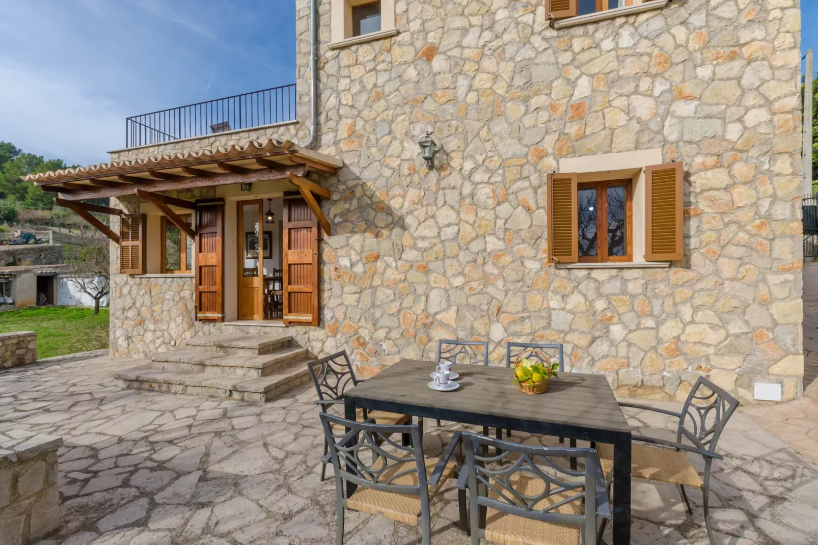 YourHouse Son Sant Joan-Terrasse