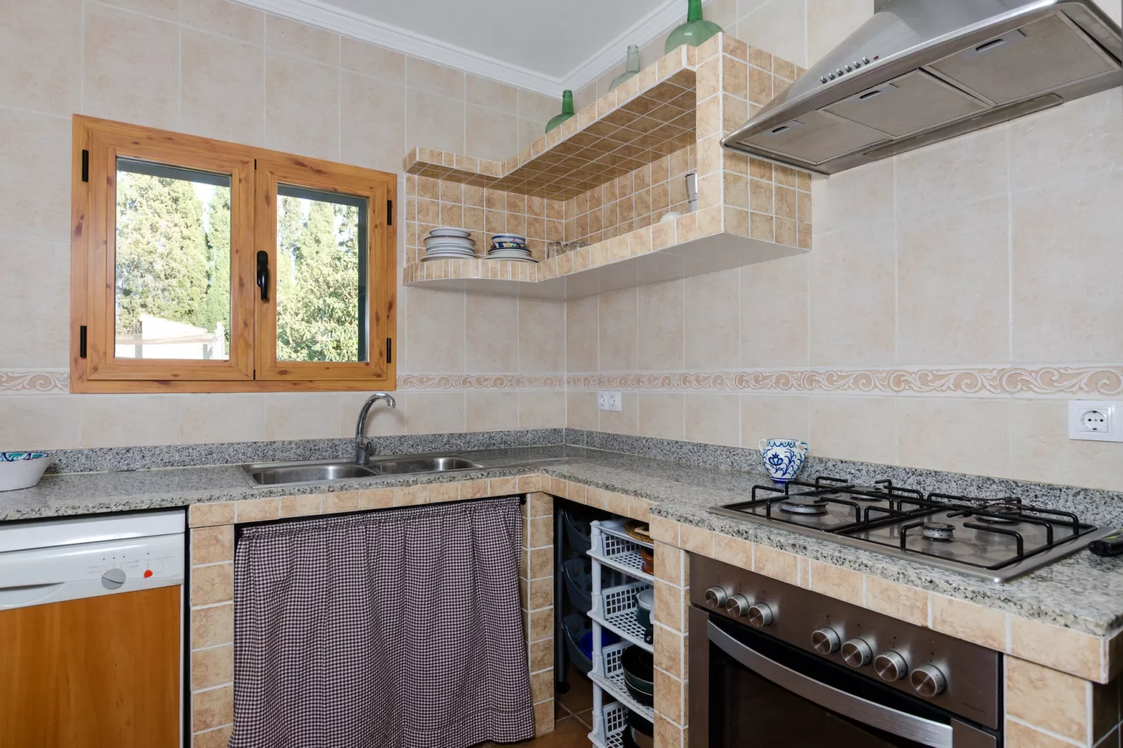 YourHouse La Suerte-Kitchen