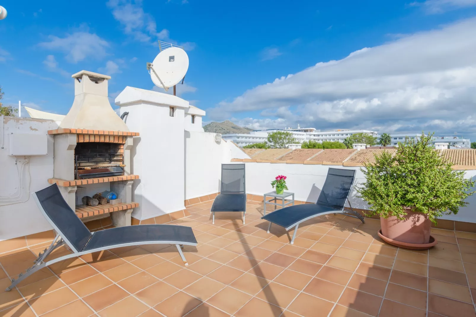 YourHouse Estel-Terrasse