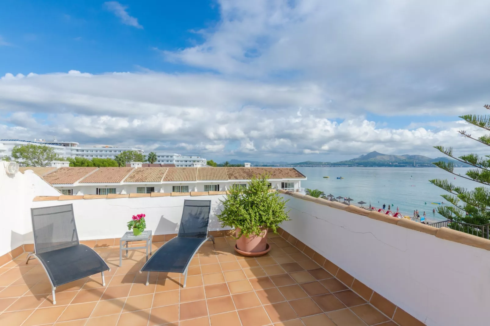 YourHouse Estel-Terrasse