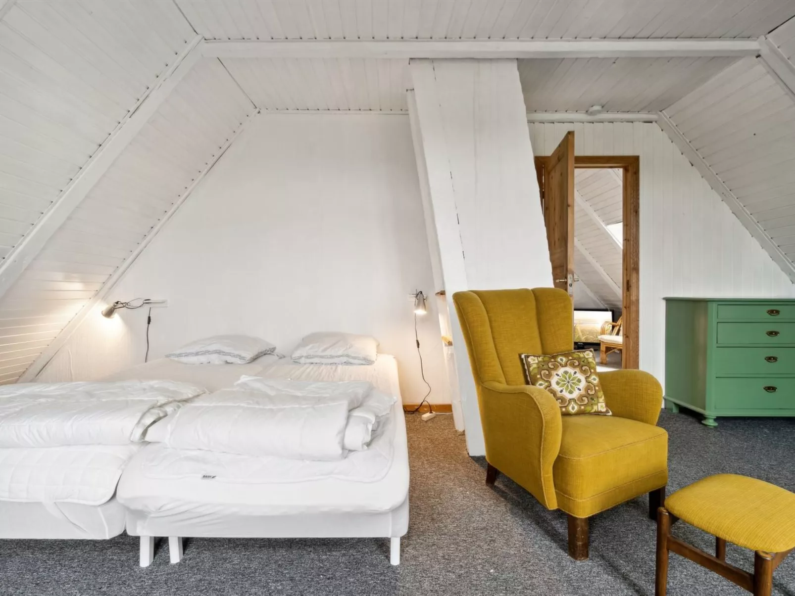 "Thersten" - 2km from the sea-Inside