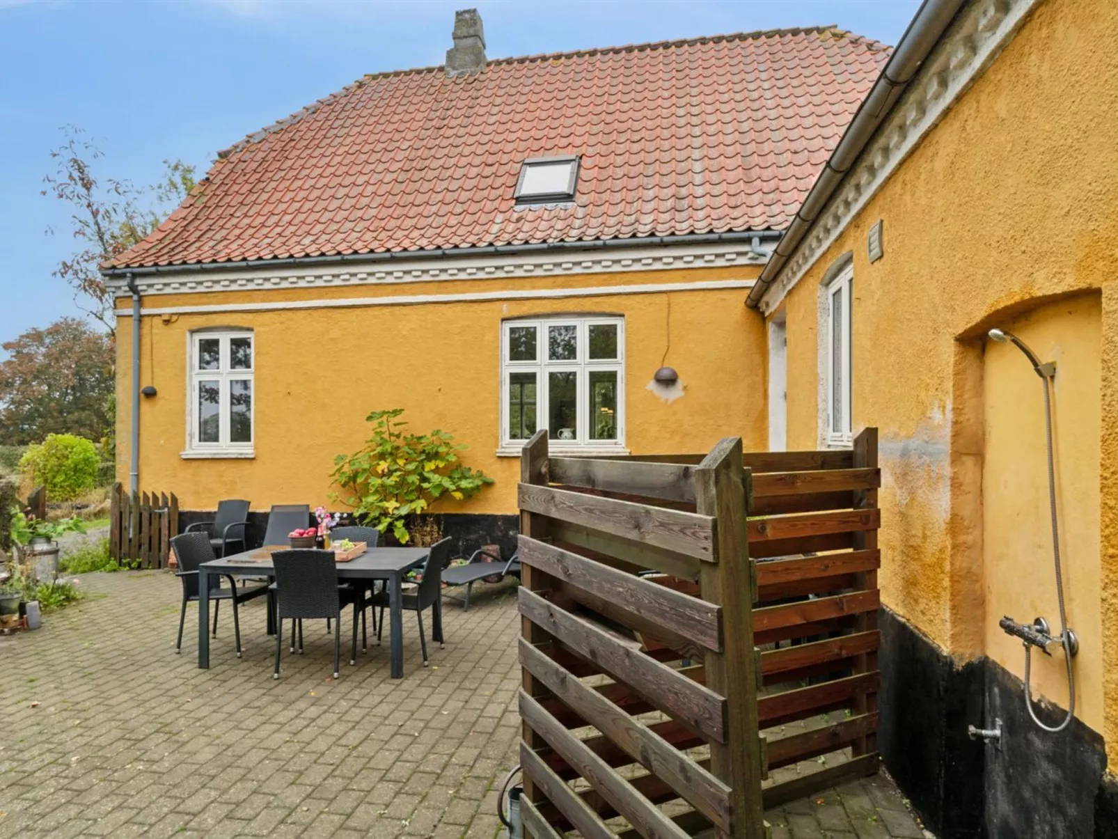 "Thersten" - 2km from the sea-Outside