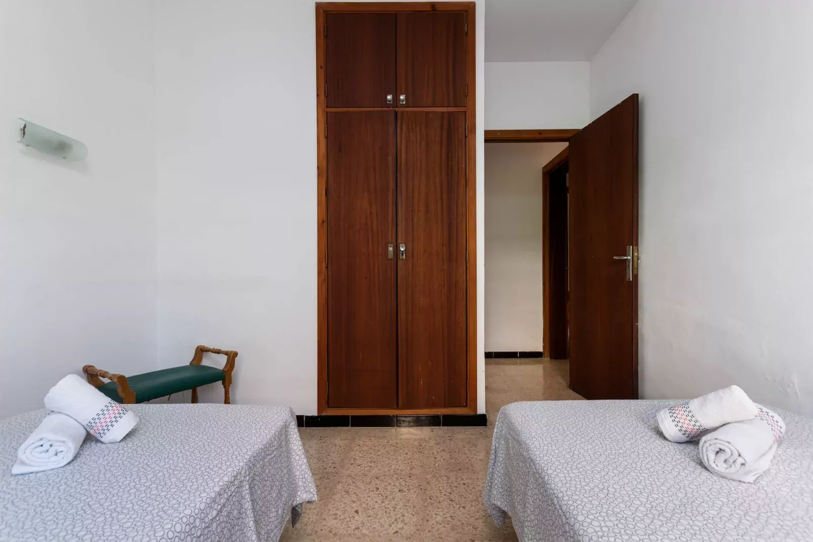 YourHouse Alcudia Casa-Bedroom
