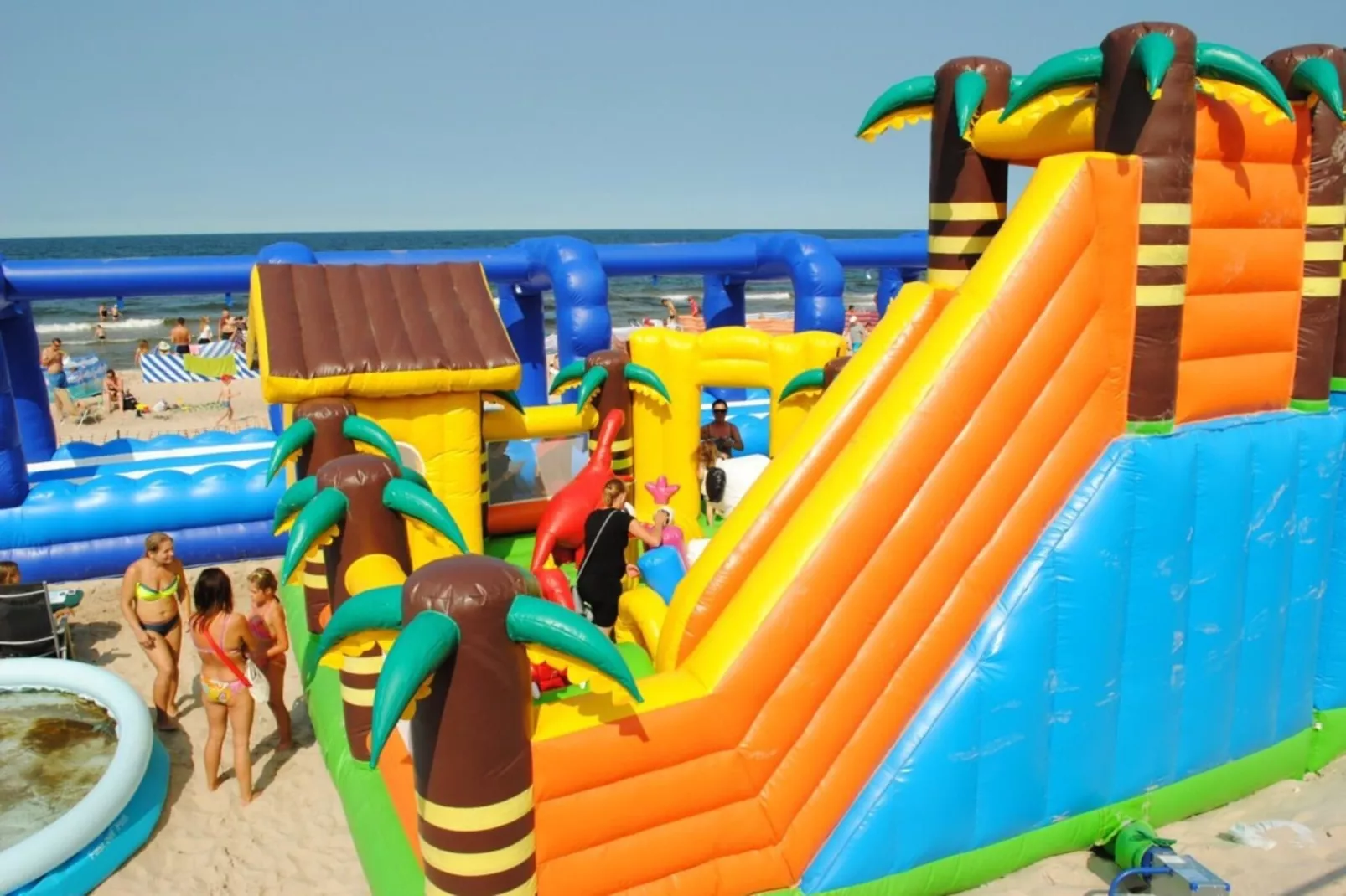 Domek PREMIUM dla 5 osób Sarbinowo-Areas summer 5km