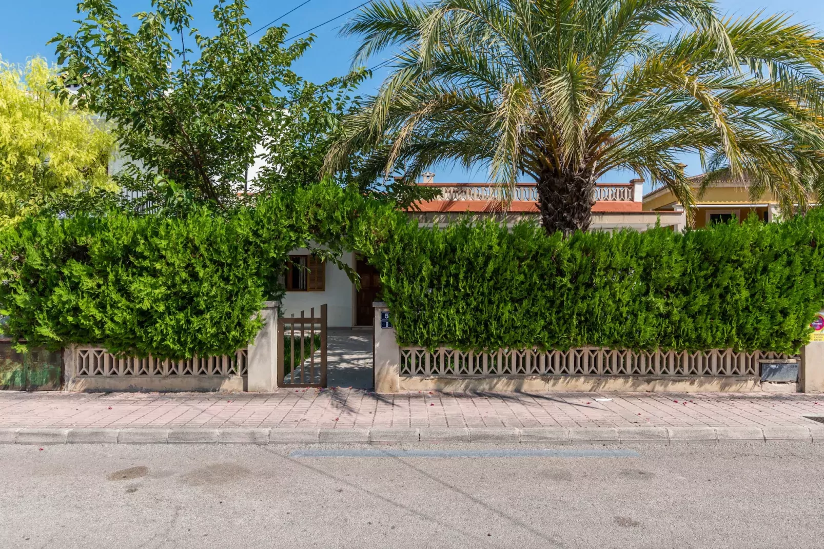 YourHouse Alcudia Casa-Outdoor