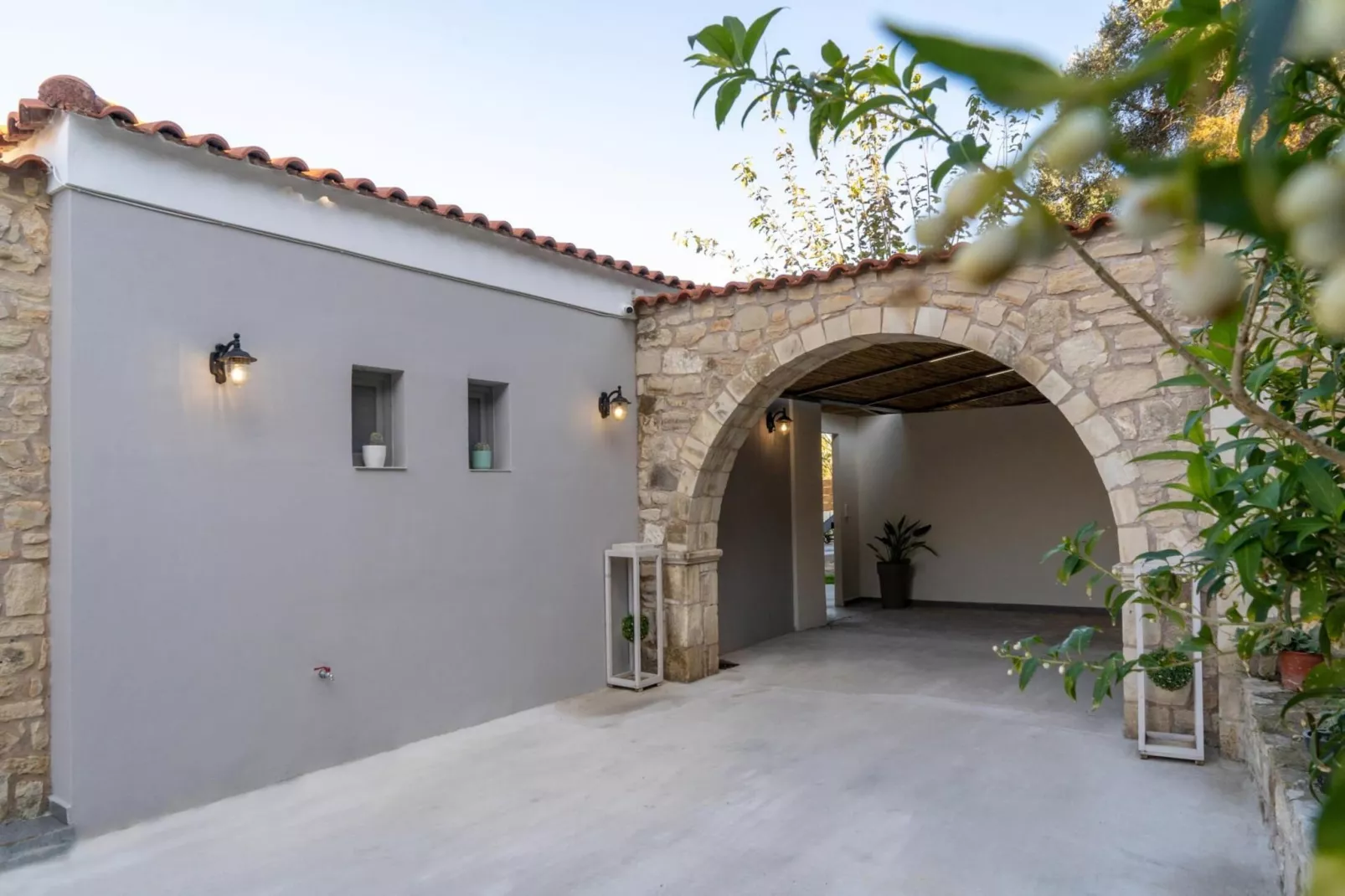 Canyon 2 villa with private pool-Exterior summer