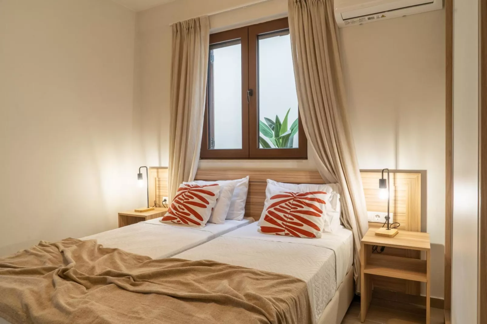 Canyon 2 villa with private pool-Bedroom