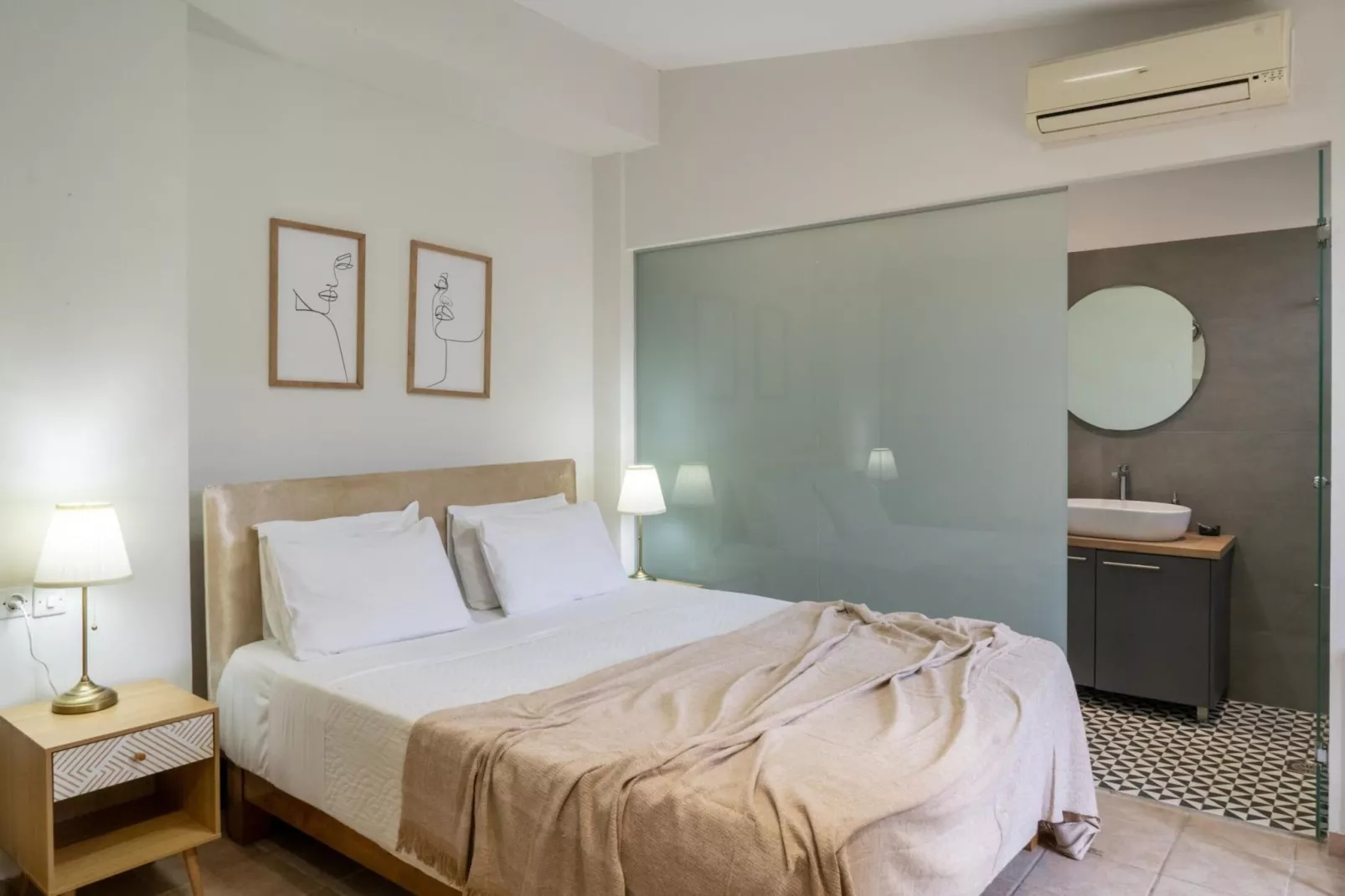 Canyon 2 villa with private pool-Bedroom