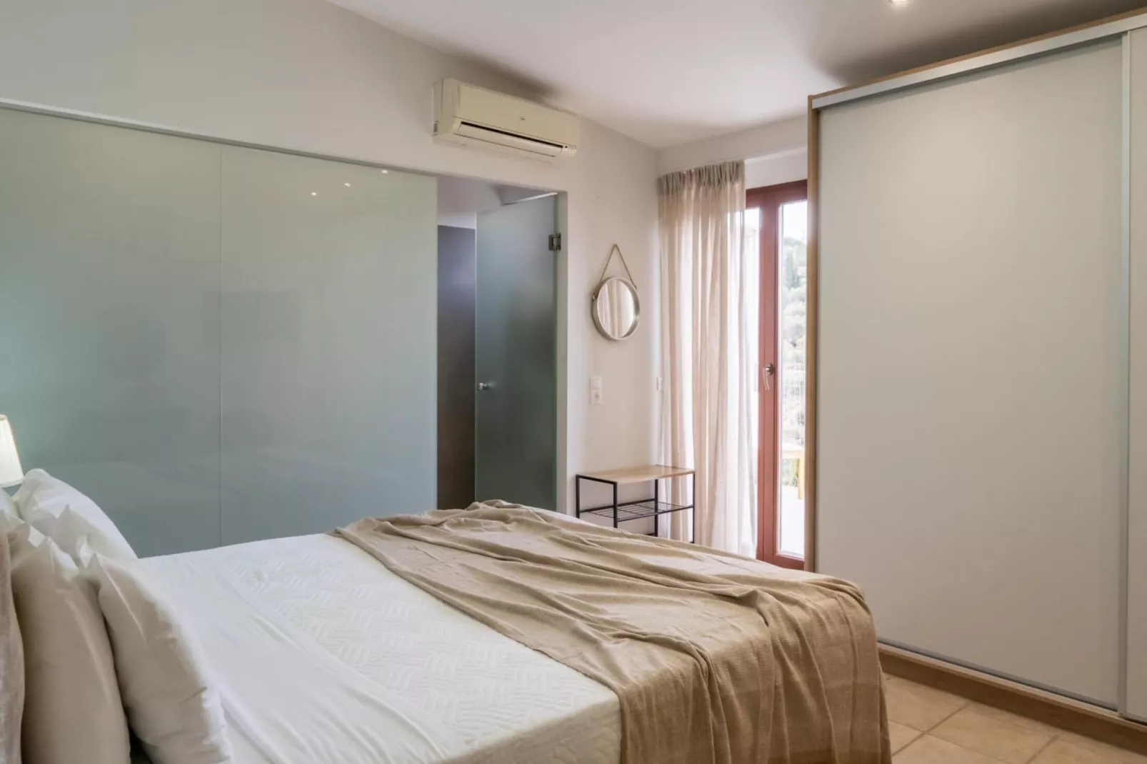 Canyon 2 villa with private pool-Bedroom