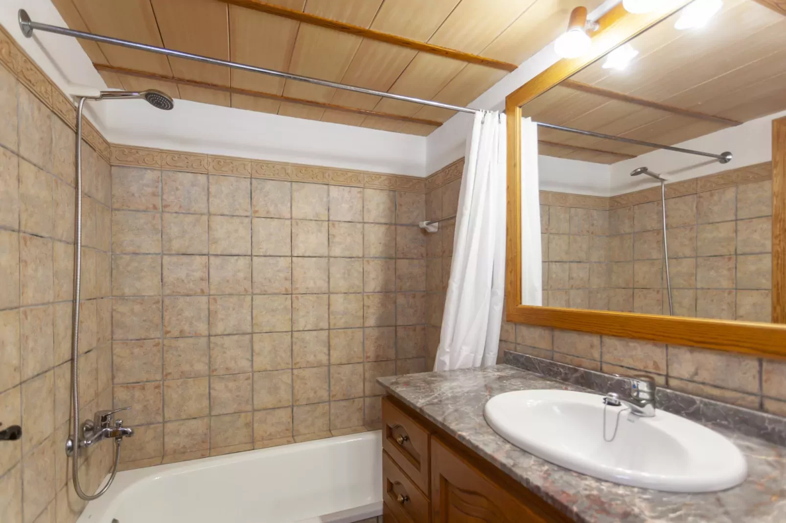YourHouse Son Gallina-Badezimmer