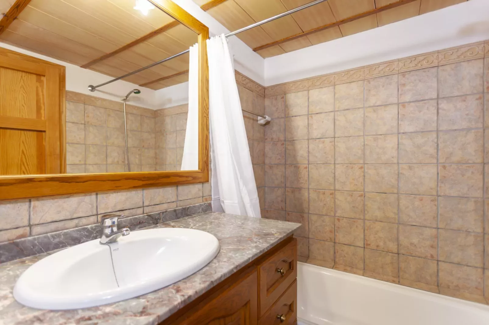 YourHouse Son Gallina-Badezimmer