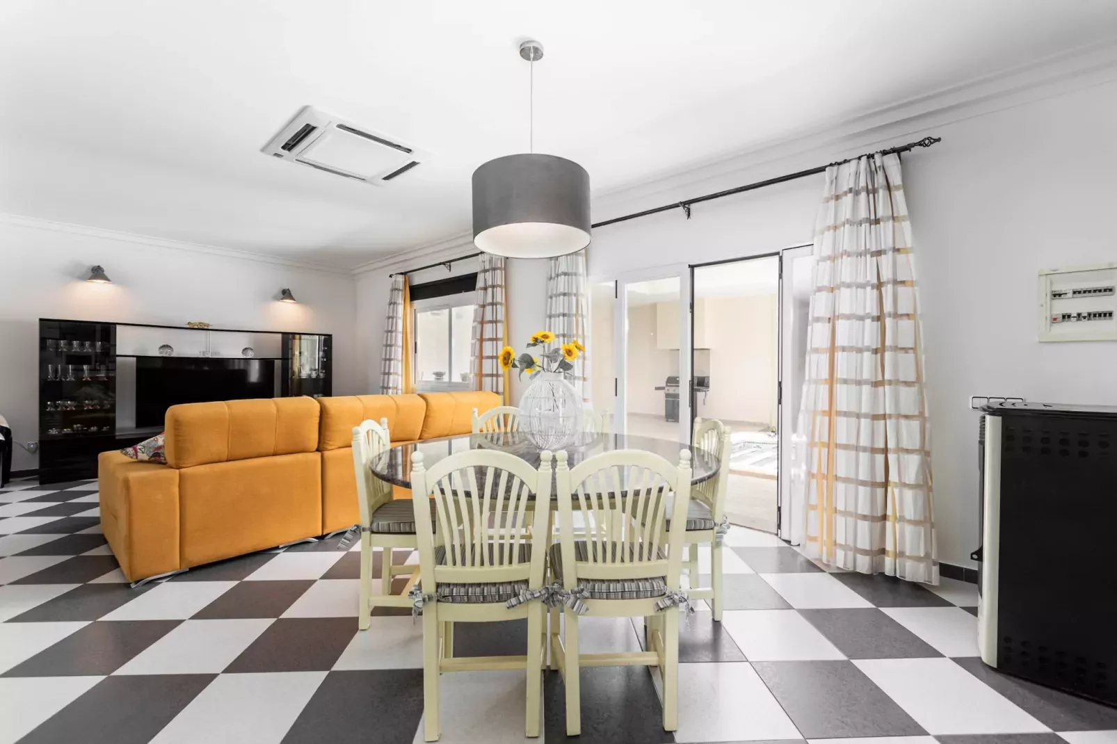YourHouse Villa Marian-Wohnzimmer
