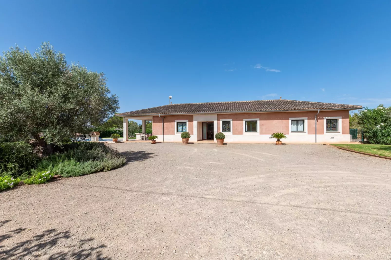 YourHouse Villa Romani-Extérieur