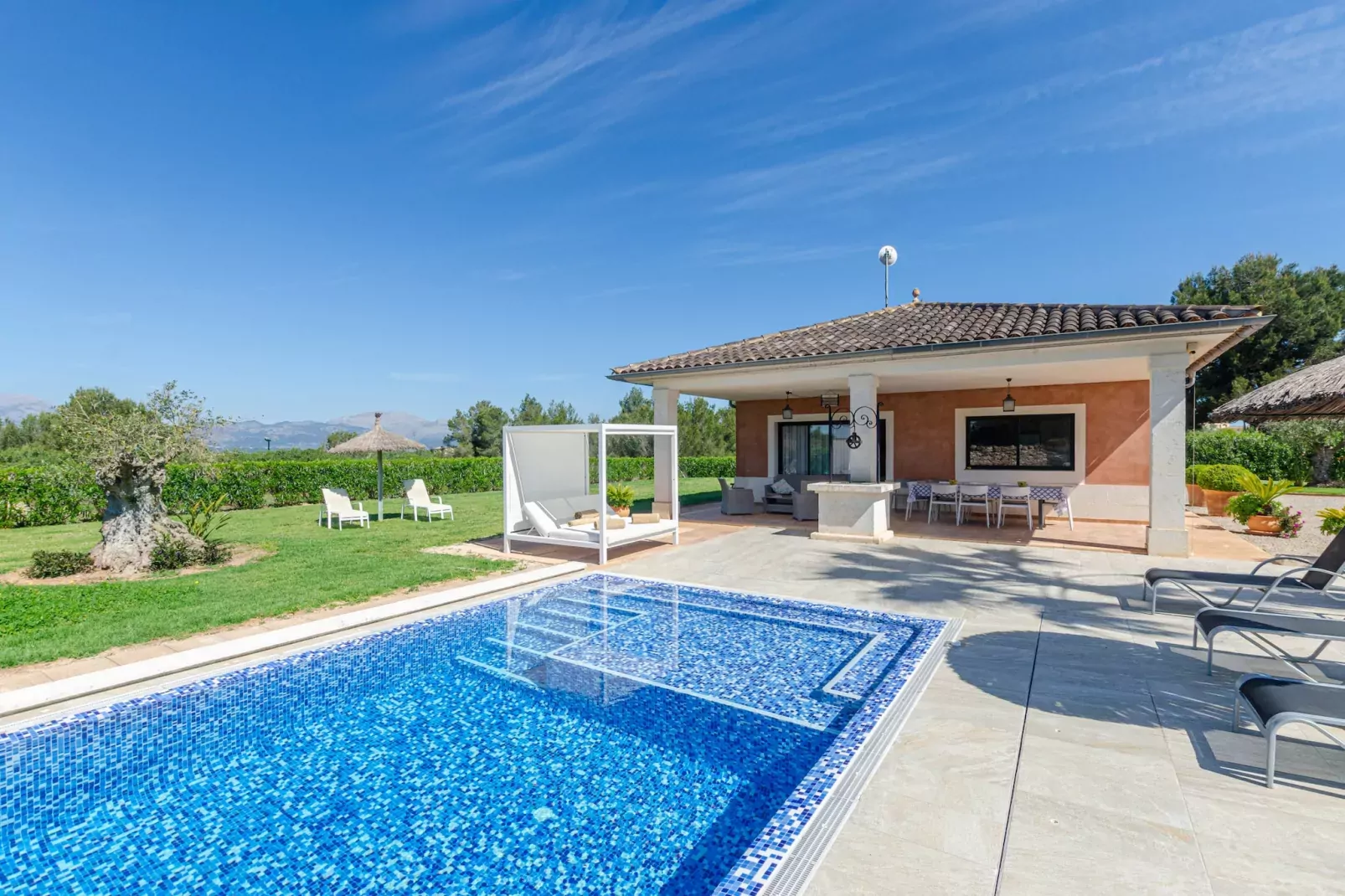 YourHouse Villa Romani-Extérieur été
