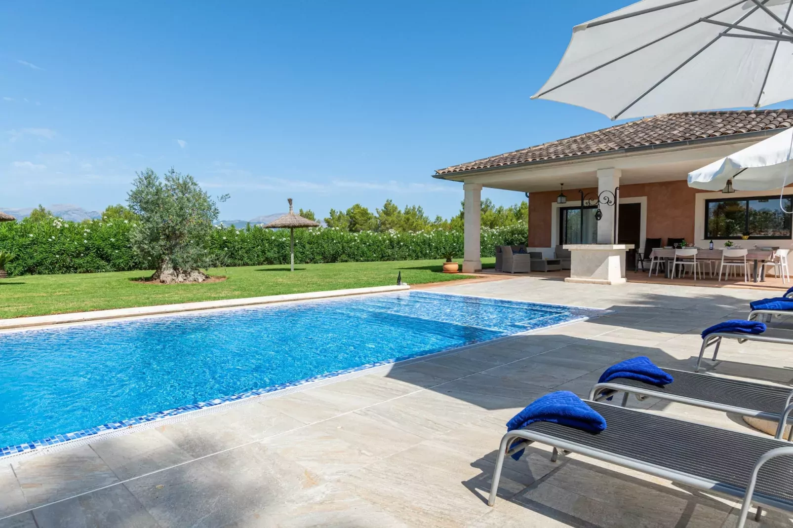 YourHouse Villa Romani-Piscine