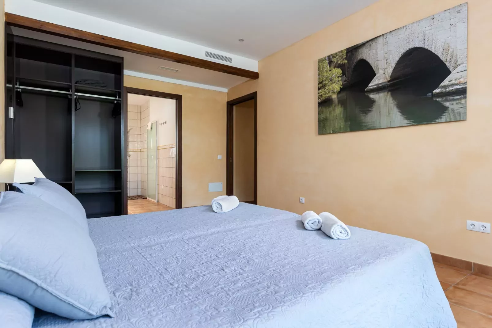YourHouse Villa Romani-Chambre